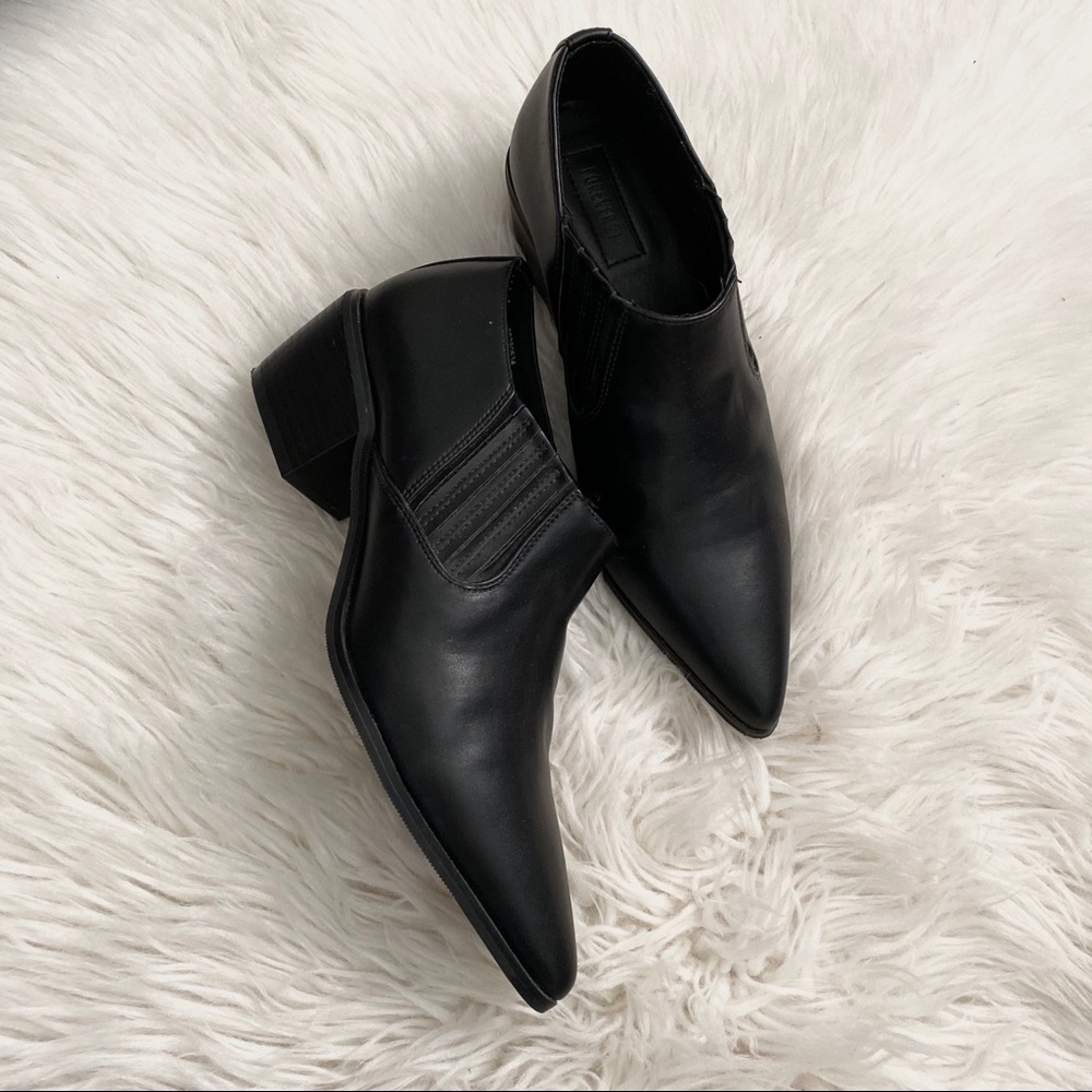 NWT F21 Low cut faux leather boots